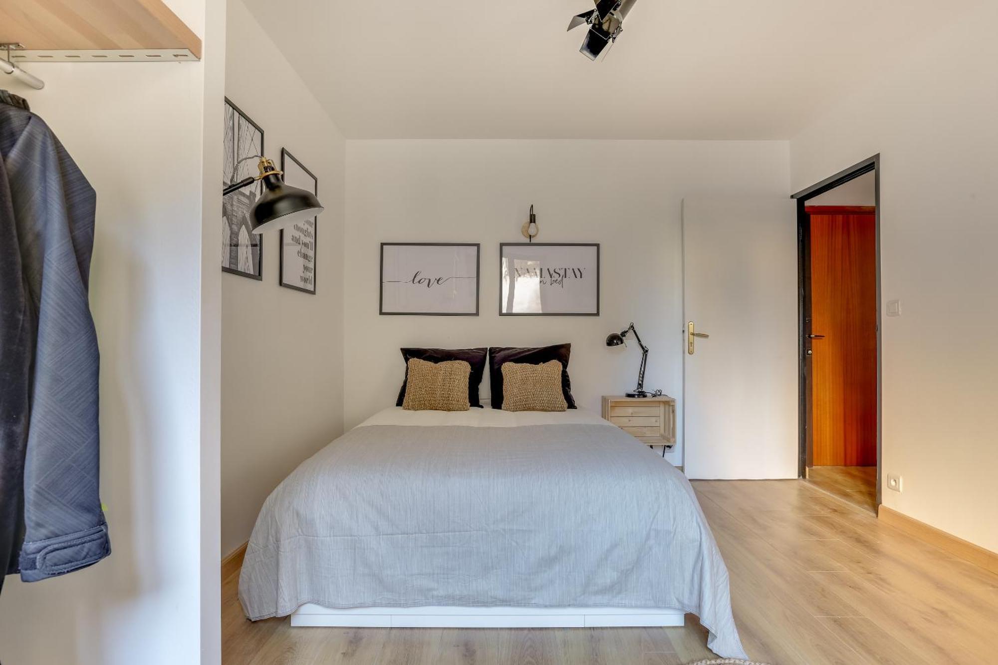 Suites Independantes Toutes Equipees Leopold Ou Carnot Nancy Exterior photo