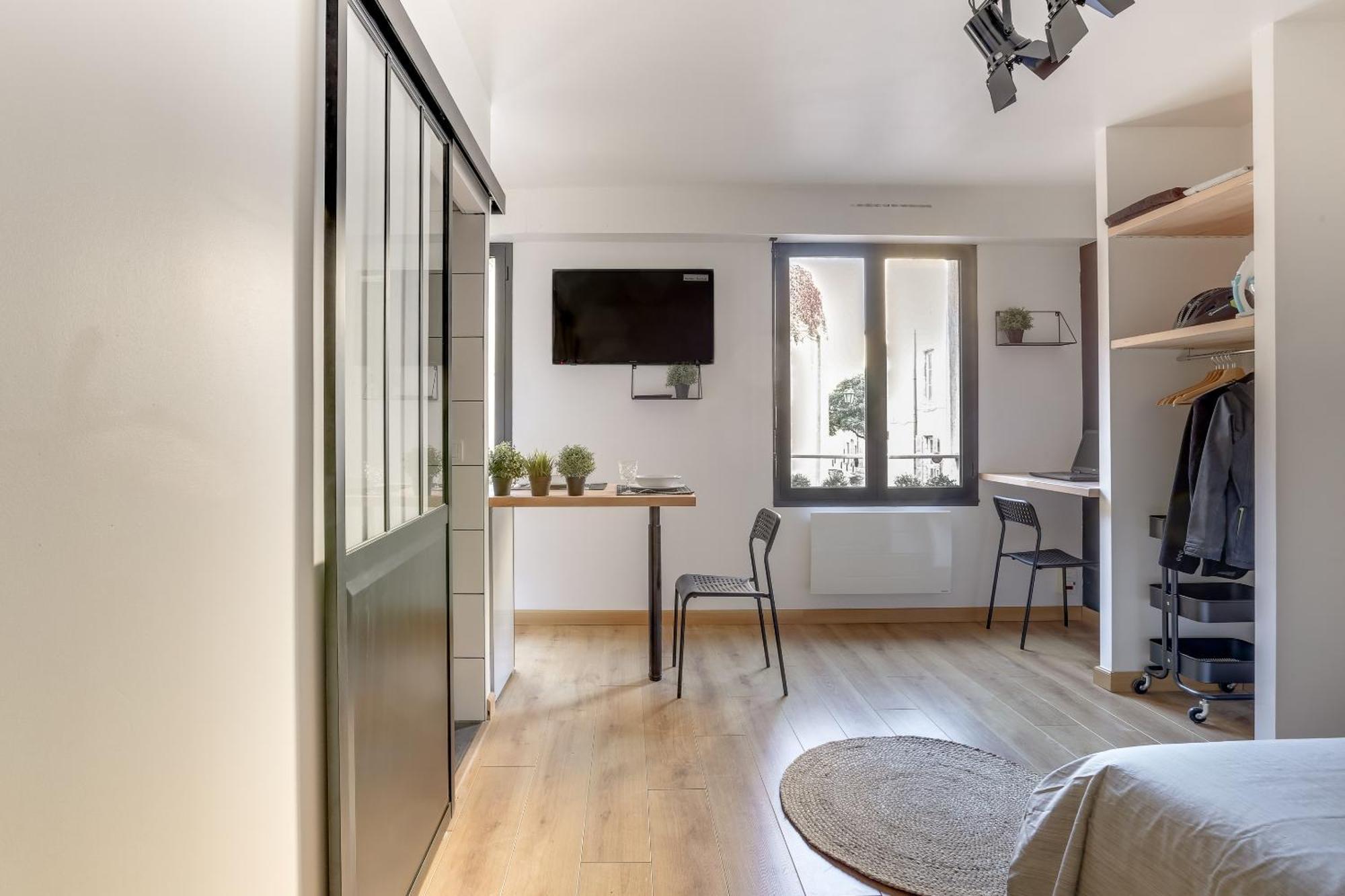 Suites Independantes Toutes Equipees Leopold Ou Carnot Nancy Exterior photo