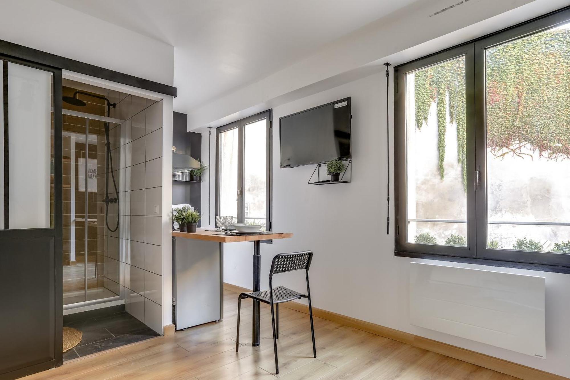 Suites Independantes Toutes Equipees Leopold Ou Carnot Nancy Exterior photo